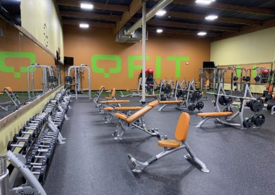 Exercise at Physiq Fitness Gym in South Salem